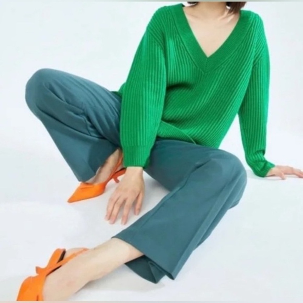 Aritzia Babaton Roger Sweater Long V-neck Merino Wool Sweater